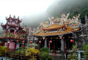  Plus de 90% des Taïwanais pratiquent la religion traditionnelle chinoise. 