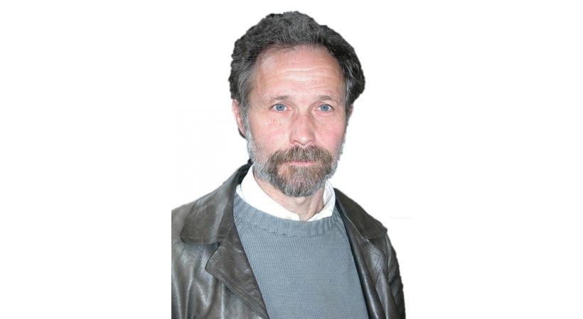  René Knüsel, politologue, professeur à l'Université de Lausanne. dr