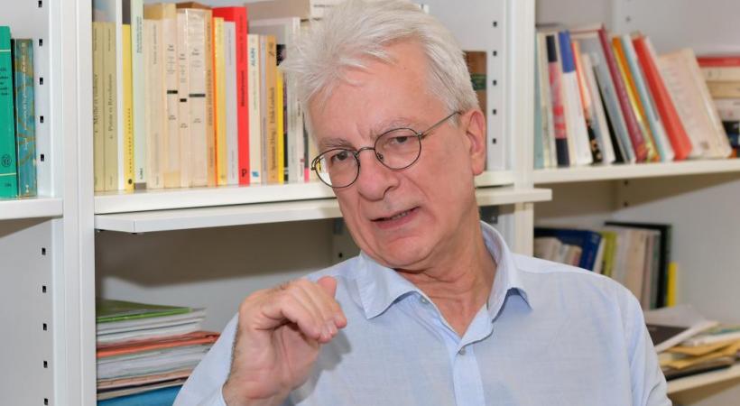 Dominique Bourg, philosophe et ancien professeur à l’Université de Lausanne. VERISSIMO
